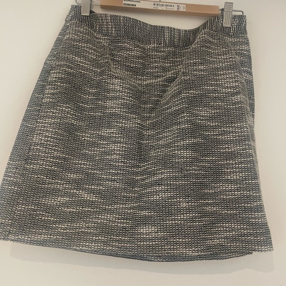 Super cute mini skirt ! - Picture 6 of 6